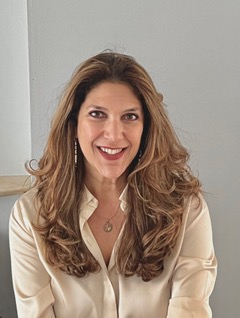 Betty Rodriguez Hakes